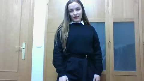 valeriafrannco online show from 10/14/25, 08:42