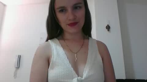 valeriafrannco online show from 12/14/25, 09:52