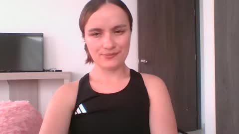 valeriafrannco online show from 02/12/26, 08:15
