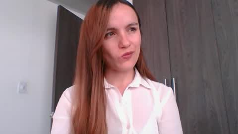 valeriafrannco online show from 02/16/26, 08:49