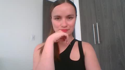 valeriafrannco online show from 03/25/26, 08:59