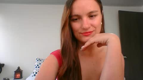 valeriafrannco online show from 05/05/26, 09:34