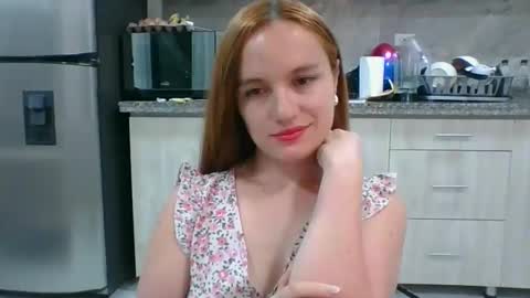 Snapshot of valeriafrannco chatting on 06/05/26, 02:18 valeriafrannco online show from 06/05/26, 02:18