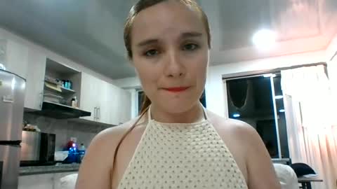 Snapshot of valeriafrannco chatting on 06/19/26, 04:17 valeriafrannco online show from 06/19/26, 04:17