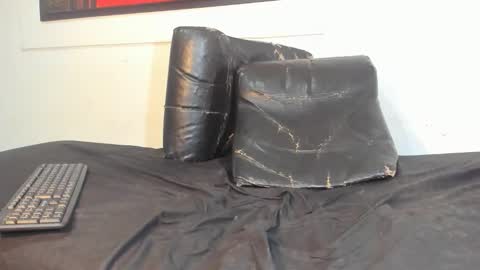 valeriapinkk online show from 02/23/26, 02:14