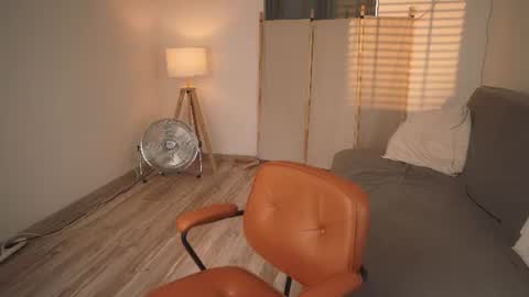 Snapshot of valeriaraw chatting on 06/10/26, 12:48 Valeria online show from 06/10/26, 12:48