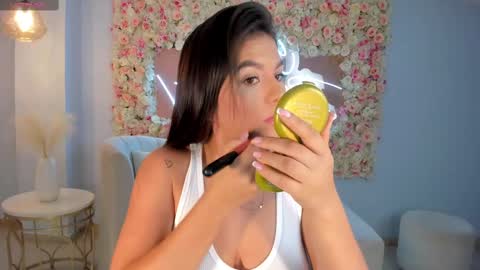 Valeria online show from 02/09/25, 11:04