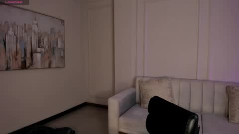 Valeria online show from 04/28/26, 11:26