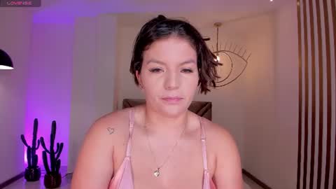 Snapshot of valeriaroldanx chatting on 07/02/26, 11:38 Valeria online show from 07/02/26, 11:38