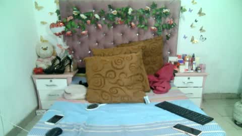 La valerie26 online show from 09/27/25, 04:39