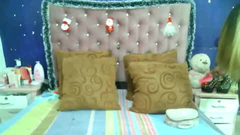 La valerie26 online show from 12/21/25, 12:34