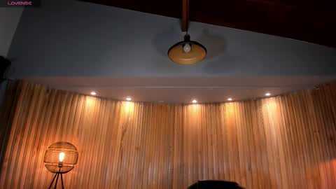 Vale  online show from 10/03/25, 12:02