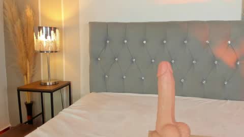 Valeria online show from 02/11/25, 08:31