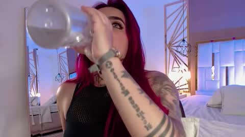 Valerie  online show from 11/23/25, 08:08