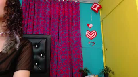 vale online show from 10/23/25, 08:51