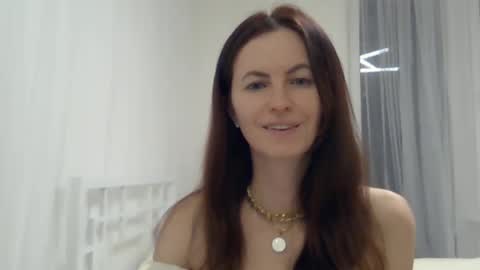 valerie_rose777 online show from 12/21/24, 10:40