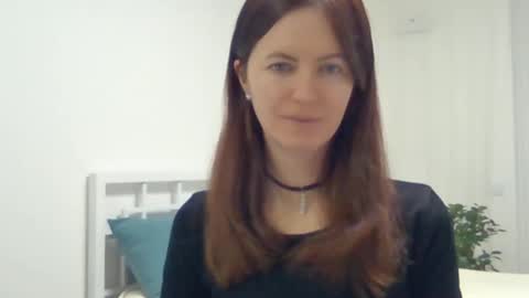valerie_rose777 online show from 02/23/25, 07:28