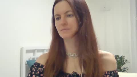 valerie_rose777 online show from 03/01/25, 06:54