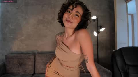 Snapshot of valerieaustin chatting on 10/17/25, 03:25 call me Val online show from 10/17/25, 03:25