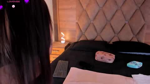 valeriekhaleesi online show from 03/21/26, 08:23