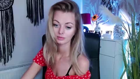 Valerie  online show from 02/10/25, 11:57