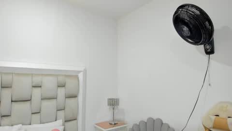 Valerie online show from 10/06/25, 07:11