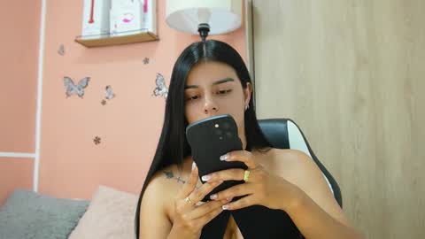 Juli C online show from 02/28/25, 07:46