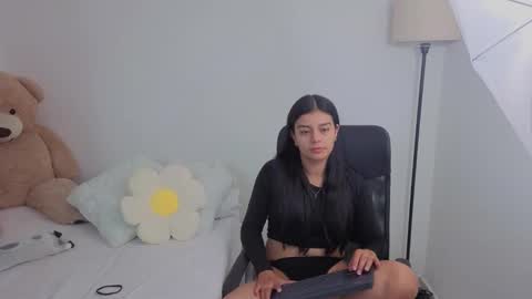 Juli C online show from 11/09/25, 12:31