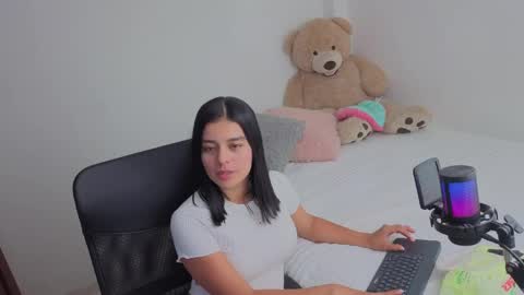 valerihouse_ online show from 05/30/26, 02:19