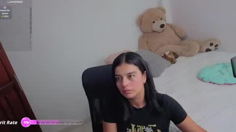 valerihouse_ online show from 06/19/26, 02:05