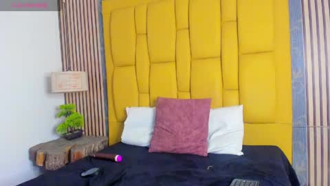 valeriilopez online show from 04/25/26, 12:08