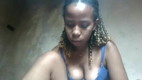 Snapshot of valerinezah chatting on 02/18/26, 05:03 valerinezah online show from 02/18/26, 05:03