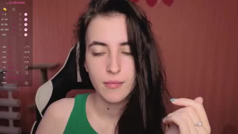 Snapshot of valeritiio chatting on 09/24/25, 02:48 valeritiio online show from 09/24/25, 02:48