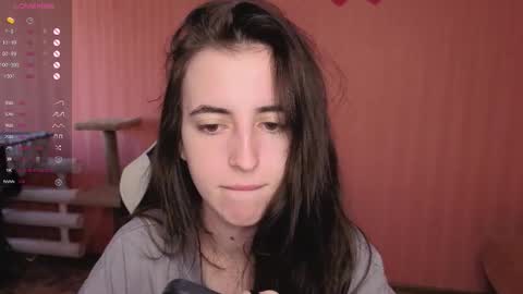 Snapshot of valeritiio chatting on 09/25/25, 03:10 valeritiio online show from 09/25/25, 03:10