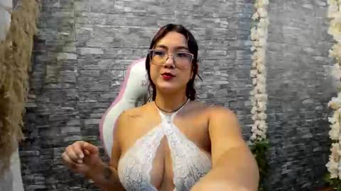 valery__69 online show from 11/25/25, 12:16