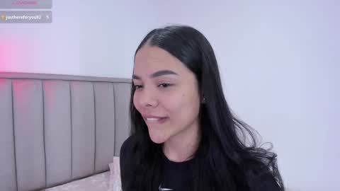 Cris  online show from 01/12/25, 03:07