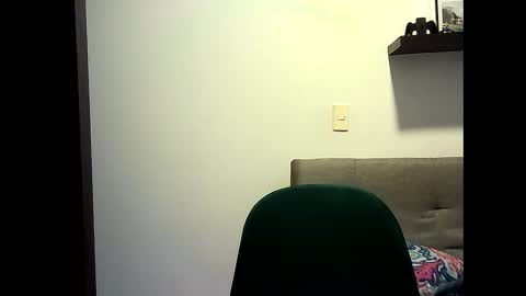 Snapshot of valery__rouse_ chatting on 05/25/26, 11:49 Valery online show from 05/25/26, 11:49