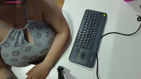 valery cute 18 online show from 10/30/25, 11:33