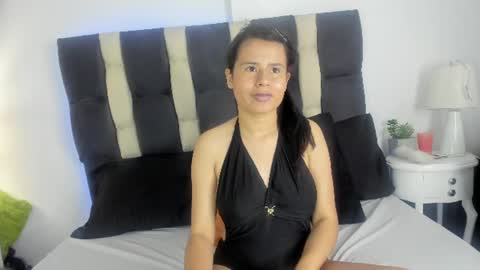 Snapshot of valery_hot692 chatting on 06/10/26, 03:33 valery_hot692 online show from 06/10/26, 03:33