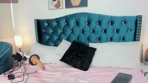 Valery online show from 01/12/26, 07:19