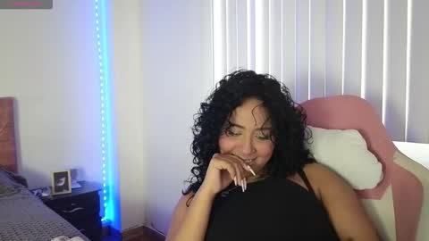 Snapshot of valery_lovex_ chatting on 02/07/26, 10:24 valery_lovex_ online show from 02/07/26, 10:24