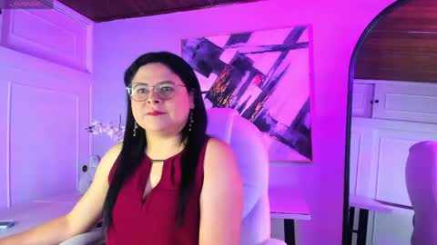 valery_lux_ online show from 04/20/26, 12:52