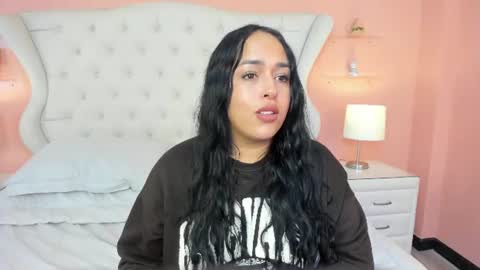 Snapshot of valery_mariee chatting on 06/19/26, 12:15 valery_mariee online show from 06/19/26, 12:15