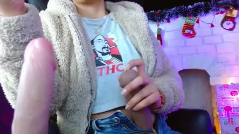 Snapshot of valery_meer_ chatting on 12/24/24, 12:11 Valeria online show from 12/24/24, 12:11