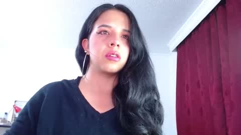 Snapshot of valery_meer_ chatting on 09/13/25, 01:27 Valeria online show from 09/13/25, 01:27