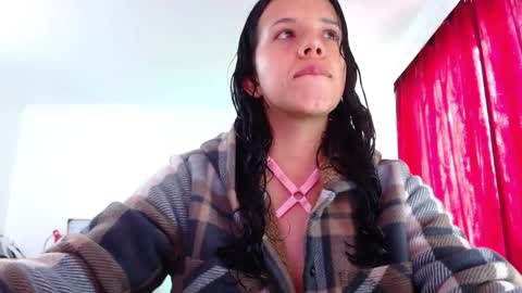 Snapshot of valery_meer_ chatting on 02/20/26, 12:05 Valeria online show from 02/20/26, 12:05