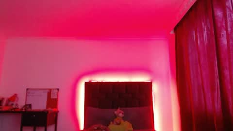 Valeria online show from 04/08/26, 12:05