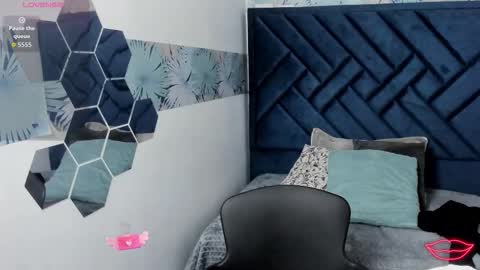 Snapshot of valery_more__ chatting on 02/02/26, 02:05 VALERY MORE online show from 02/02/26, 02:05