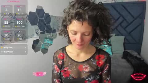 Snapshot of valery_more__ chatting on 02/11/26, 02:11 VALERY MORE online show from 02/11/26, 02:11