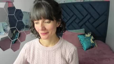 Snapshot of valery_more__ chatting on 02/20/26, 02:39 VALERY MORE online show from 02/20/26, 02:39